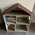 Handgemaakt poppenhuis, huis poppen; TLC nodig ;-) 62 x 73, Ophalen of Verzenden, Gebruikt, Poppenhuis