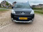 Peugeot Partner 1.6 16V  120 pk 2011 Zwart met pano dak, Voorwielaandrijving, 1380 kg, 4 cilinders, Zwart