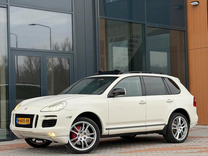 Porsche Cayenne 4.8 TURBO S 550PK+ 3xPano CarPlay 21”Xen 4x4, Auto's, Porsche, Particulier, Cayenne, Benzine, G, SUV of Terreinwagen