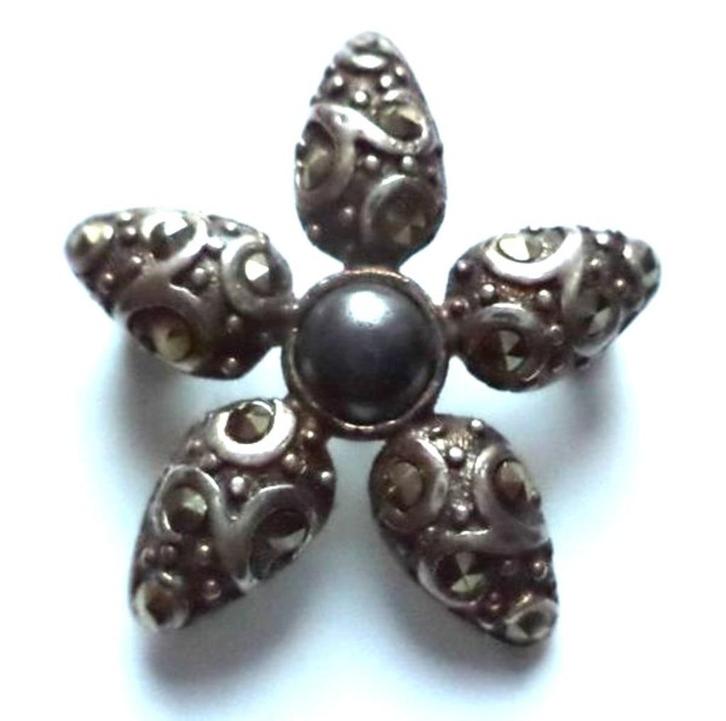 Danecraft zilver broche bloem met grijze steen (5977-1224), Sieraden, Tassen en Uiterlijk, Broches, Zo goed als nieuw, Zilver