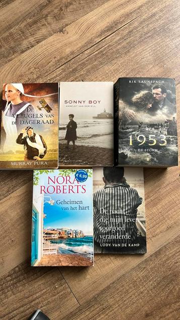 5 boeken beschikbaar voor biedingen