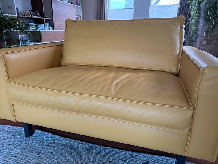 Gele leren Roels loveseat - Zeer goede conditie!, Huis en Inrichting, Fauteuils, Zo goed als nieuw, Leer, 125 cm of meer, 75 tot 100 cm