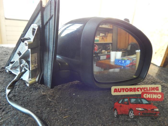 Buitenspiegel rechts van een Skoda Fabia, Auto-onderdelen, Spiegels, Gebruikt, 3 maanden garantie, Ophalen