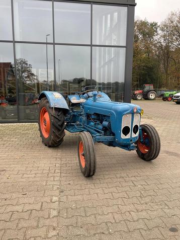 Corminck,Renault,ford ,mf deutz hanomag  beschikbaar voor biedingen