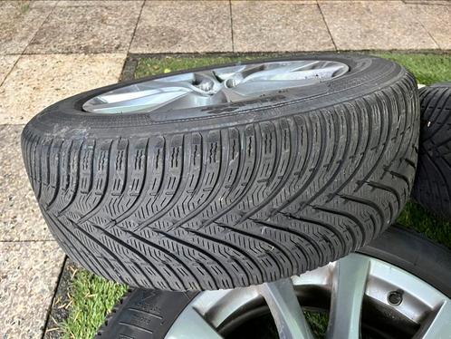 Mazda 6 winter banden 225/55/R17, Auto-onderdelen, Banden en Velgen, Band(en), Winterbanden, 17 inch, 225 mm, Gebruikt, Ophalen of Verzenden