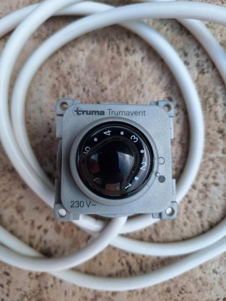 Truma ventilator regelaar 220V, Caravans en Kamperen, Caravan accessoires, Gebruikt, Ophalen of Verzenden