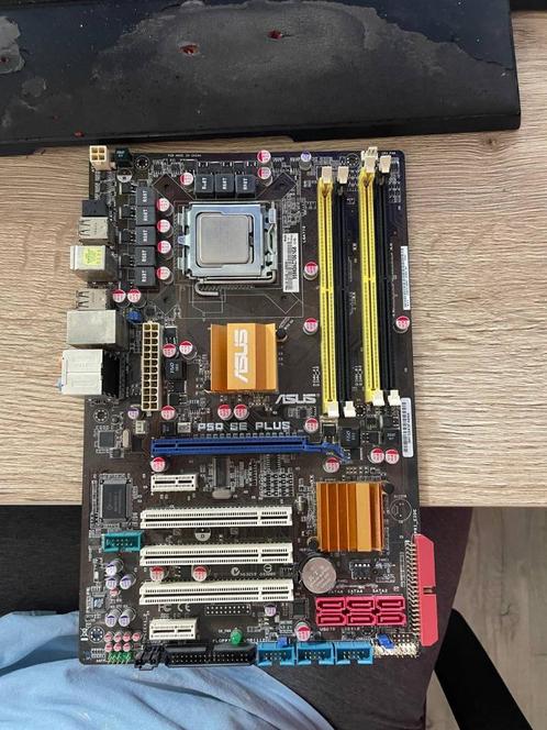 ASUS P5Q SE PLUS + Core 2 extreme QX6850 CPU, Computers en Software, Moederborden, Zo goed als nieuw, Intel, DDR2, Ophalen of Verzenden