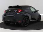 Toyota Yaris 1.6 GR Performance *nieuw* Rijklaar (bj 2023), Auto's, Toyota, 1618 cc, 1280 kg, Zwart, Met garantie (alle)