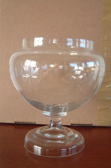 antieke glas pot bokaal nr 1 met ster en bloem gravure beschikbaar voor biedingen
