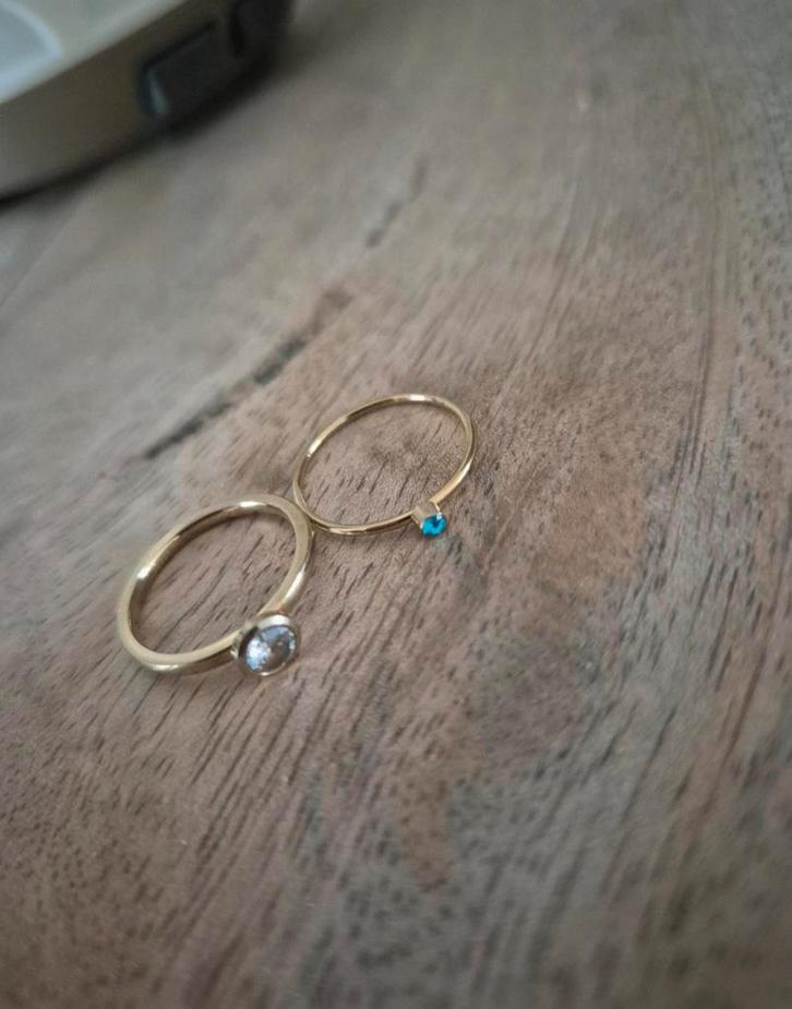 Ringen nieuw! - maat 16, Sieraden, Tassen en Uiterlijk, Ringen, Nieuw, Dame, Kleiner dan 17, Goud, IJzer of Staal, Met strass