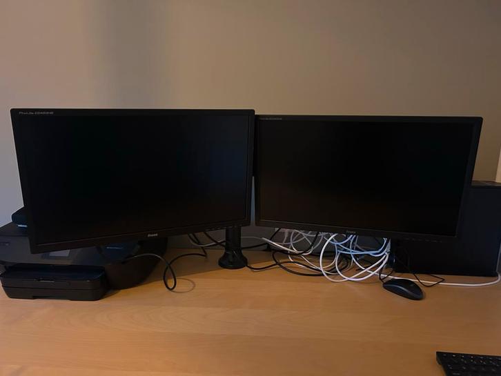 2x Iiyama ProLite E2483HS Monitor incl. dubbele ophangbeug, Computers en Software, Monitoren, Gebruikt, 60 Hz of minder, HDMI