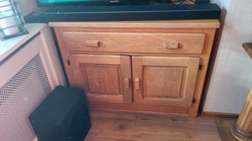 Eiken Houten kastje met lade en deuren beschikbaar voor biedingen