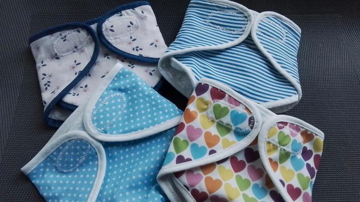 Poppenkleertjes   WASBARE  POPPENLUIERS  taille 29 - 31 cm., Kinderen en Baby's, Speelgoed | Poppen, Nieuw, Babypop, Ophalen of Verzenden