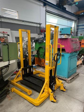 Palletwagen, hoogheffer 1000kg in nieuwstaat type SLRM0011 beschikbaar voor biedingen