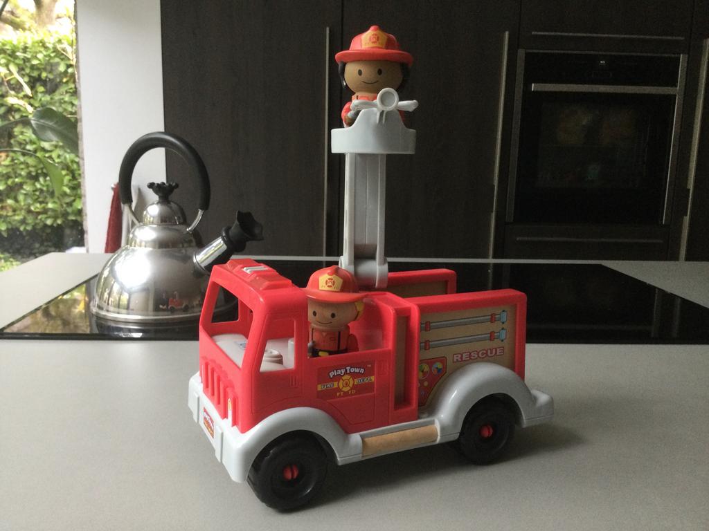 Brandweerauto met geluid, Ophalen of Verzenden, Zo goed als nieuw