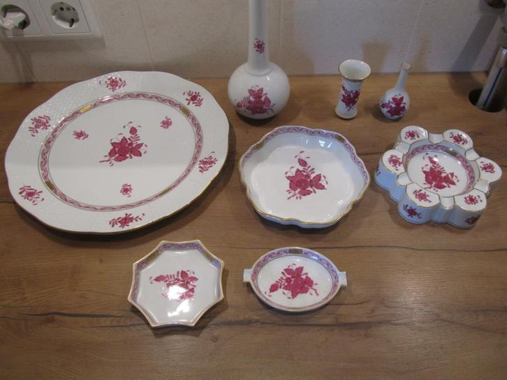 Herend Apponyi paars Victoria paars, Antiek en Kunst, Antiek | Porselein, Ophalen of Verzenden