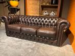 Antiekbruine Chesterfield 3-zits Bank Izgs, Gebruikt, Driepersoons, Ophalen of Verzenden, 200 tot 250 cm