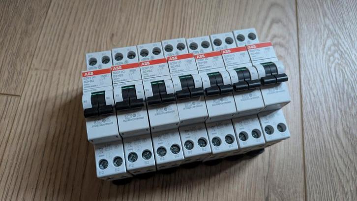 ABB S2011C B2 B2 Zekeringautomaten, Hobby en Vrije tijd, Elektronica-componenten, Gebruikt, Ophalen of Verzenden