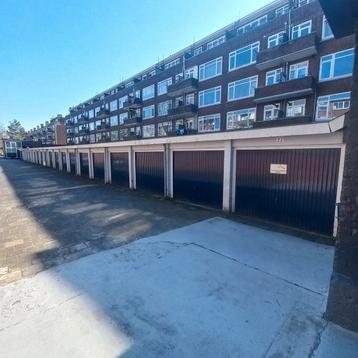 TE KOOP GARAGEBOX ROTTERDAM. beschikbaar voor biedingen