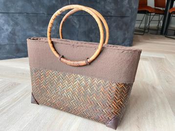 Retro Handgemaakte Rotan Handtas met Houten Handvat – Uniek  beschikbaar voor biedingen