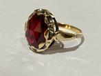 Prachtige 14 karaats antiek gouden ring met granaat, Sieraden, Tassen en Uiterlijk, Ringen, 18 tot 19, Ophalen of Verzenden, Zo goed als nieuw