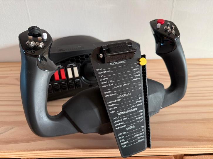 Honeycomb Alpha Yoke + DaniSim 737 Checkboard, Computers en Software, Joysticks, Zo goed als nieuw, Ophalen