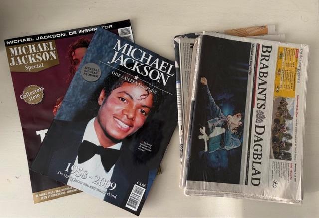 Michael Jackson Collection items, Verzamelen, Muziek, Artiesten en Beroemdheden, Boek, Tijdschrift of Artikel, Ophalen of Verzenden