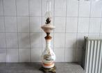 Olielamp staand, opaline glas met afbeelding kasteel, Antiek en Kunst, Ophalen of Verzenden