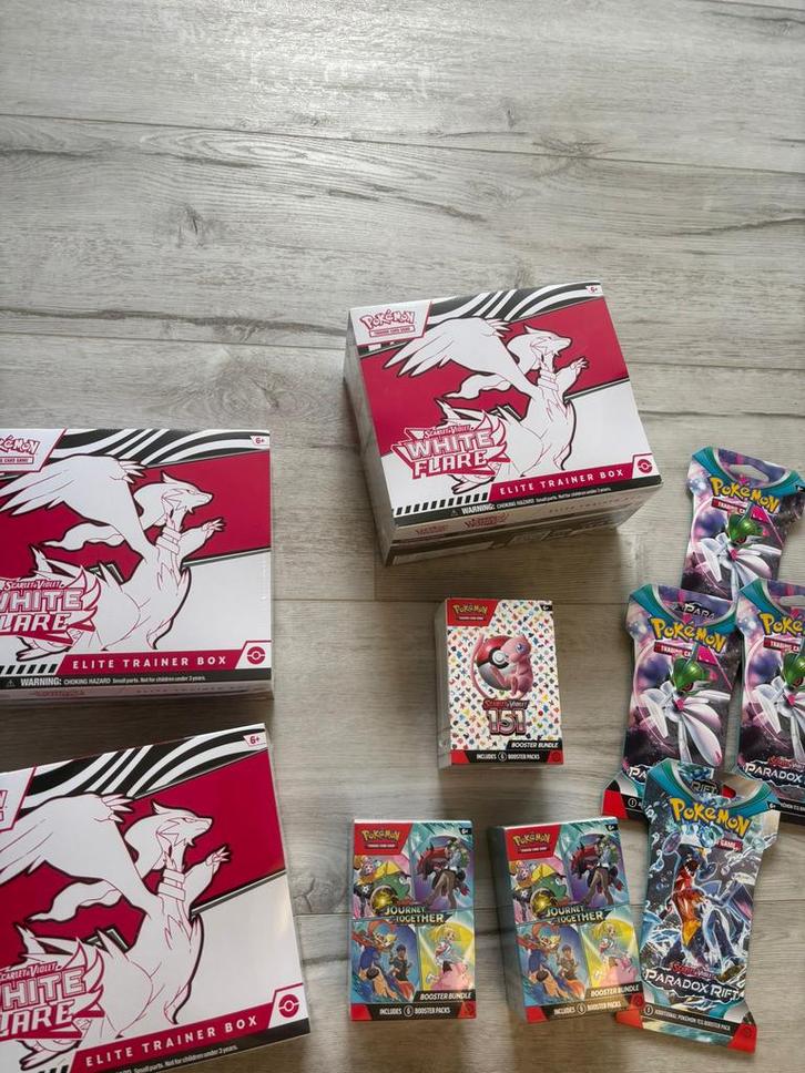 Diverse Pokemon sealed items nieuw in verpakking Pokémon, Hobby en Vrije tijd, Verzamelkaartspellen | Pokémon, Nieuw, Boosterbox