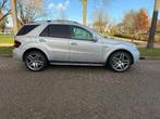 Mercedes-benz M-klasse AMG 63, Auto's, Mercedes-Benz, Gebruikt, 2210 kg, Regensensor, Leder