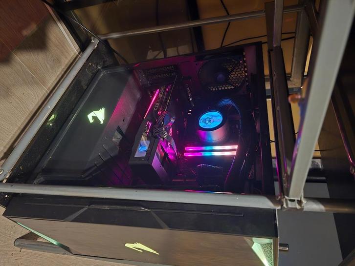 Full Aorus gaming pc + steam with 350 games, Computers en Software, Desktop Pc's, Gebruikt, 4 Ghz of meer, SSD, 16 GB, Gaming