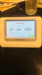 Honeywell thermostaat, Doe-het-zelf en Verbouw, Verwarming en Radiatoren, Verzenden