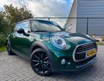 MINI 1.5 Cooper/ Sport/ Keyless/ LED/ Onderhoudscontract, Auto's, Mini, Voorwielaandrijving, 136 pk, 4 stoelen, Leder en Stof