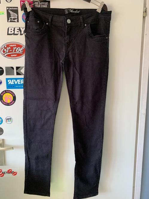 Leuke spijker broek maat s/m(nr.28 DB1), Kleding | Dames, Spijkerbroeken en Jeans, Gedragen, Overige jeansmaten, Zwart, Ophalen of Verzenden