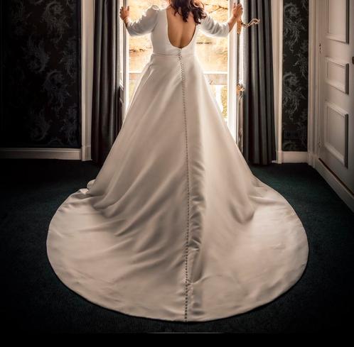 Pronovias trouwjurk maat 46, Kleding | Dames, Trouwkleding en Trouwaccessoires, Zo goed als nieuw, Trouwjurk, Wit, Ophalen