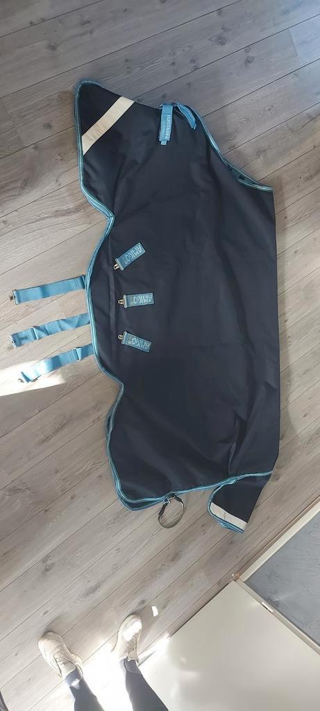 Amigo Bravo 12 disc sluiting 100 gram 6'3, Dieren en Toebehoren, Paarden en Pony's | Dekens en Dekjes, Zo goed als nieuw, Ophalen