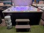 Infinitas jacuzzi 😳👌 NERGENS  GOEDKOPER 💦vandaag bezorgd, Tuin en Terras, Bubbelbaden en Hottubs, Ophalen of Verzenden, Zo goed als nieuw