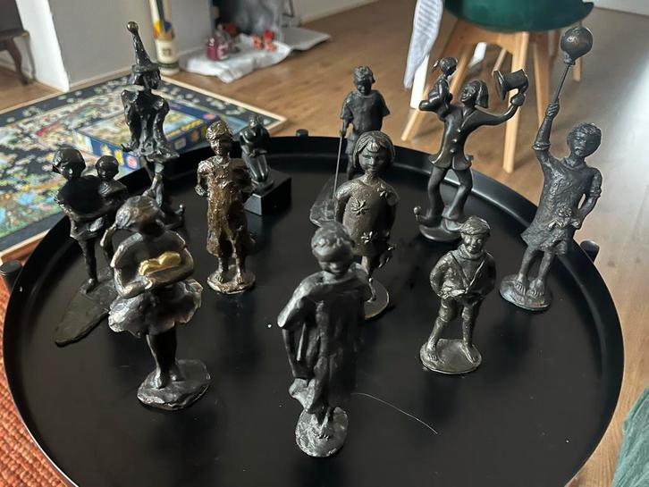 11 Bronzen Beeldjes Corry Ammerlaan - Verschillende Uitgaven, Antiek en Kunst, Kunst | Beelden en Houtsnijwerken, Ophalen