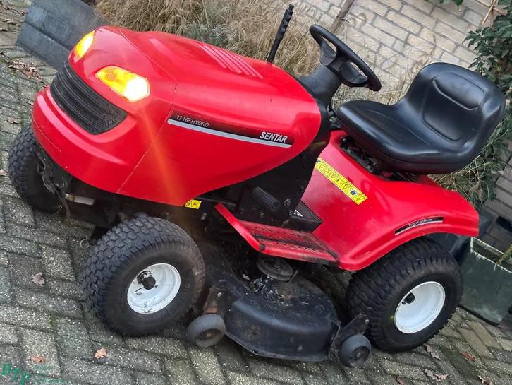 Sentar Gebruikte zitmaaier hydrostaat 17.5 PK, Tuin en Terras, Zitmaaiers, Gebruikt