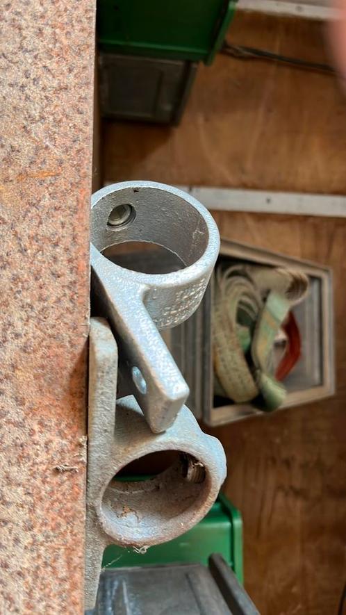 Aanbieding nieuwe BUISKOPPELINGEN 42 mm gegalvaniseerd, Tuin en Terras, Gaas en Draad, Nieuw, Minder dan 10 meter, Ophalen