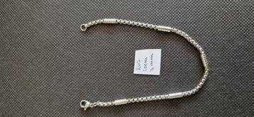 Armband  beschikbaar voor biedingen