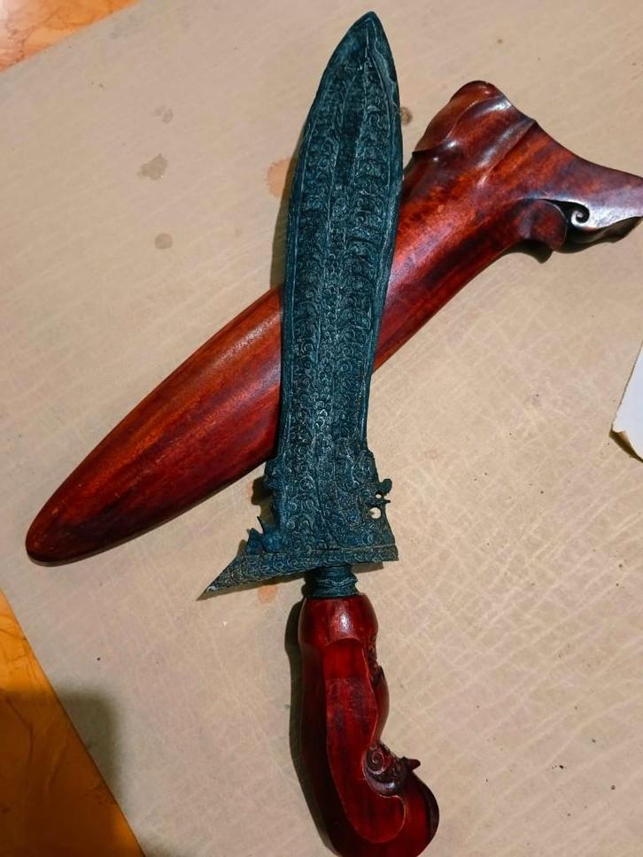 Antieke Keris Bethok Naga Putut Beras Wutah Narada SVE13, Antiek en Kunst, Kunst | Niet-Westerse kunst, Ophalen of Verzenden