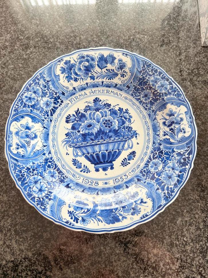 Delfts Blauw Herdenkingsbord 29cm Firma Ackerman 1928-1953, Antiek en Kunst, Antiek | Wandborden en Tegels, Ophalen