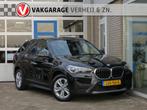 BMW X1 XDrive25e Executive Car-Play|Navi|Cruise|PDC|Clima|St, Stof, Gebruikt, Zwart, Bedrijf