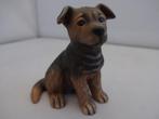 Kleine porseleinen bruin zittende Herdershond van Goebel, Ophalen of Verzenden, Nieuw, Dier