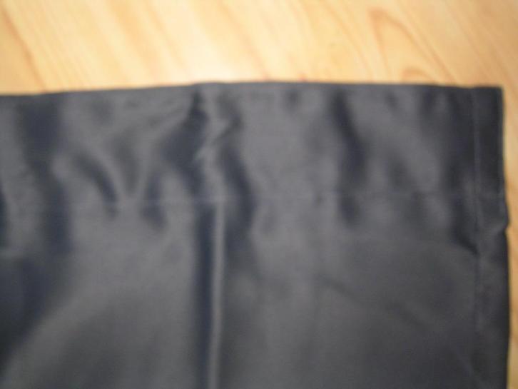 gordijnen verduisterend antraciet (leen bakker) 2 keer, Huis en Inrichting, Stoffering | Gordijnen en Lamellen, Zo goed als nieuw