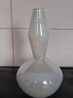 Vintage vaasje parelmoer wit, hysteria, Ophalen of Verzenden