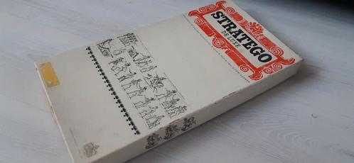Vintage Stratego de Luxe , het strategisch spel wat nooit, Hobby en Vrije tijd, Gezelschapsspellen | Bordspellen, Gebruikt, Een of twee spelers