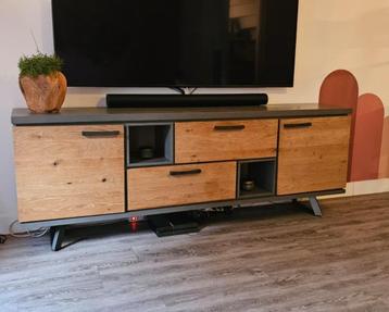 TV-meubel Henders & Hazel  beschikbaar voor biedingen