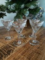 4 antieke likeurglaasjes borrel glaasjes bewerkt advocaat, Ophalen of Verzenden, Gebruikt, Borrel- of Shotglas